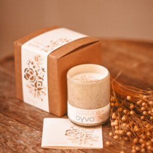 Soy-wax candle with DYVO aroma