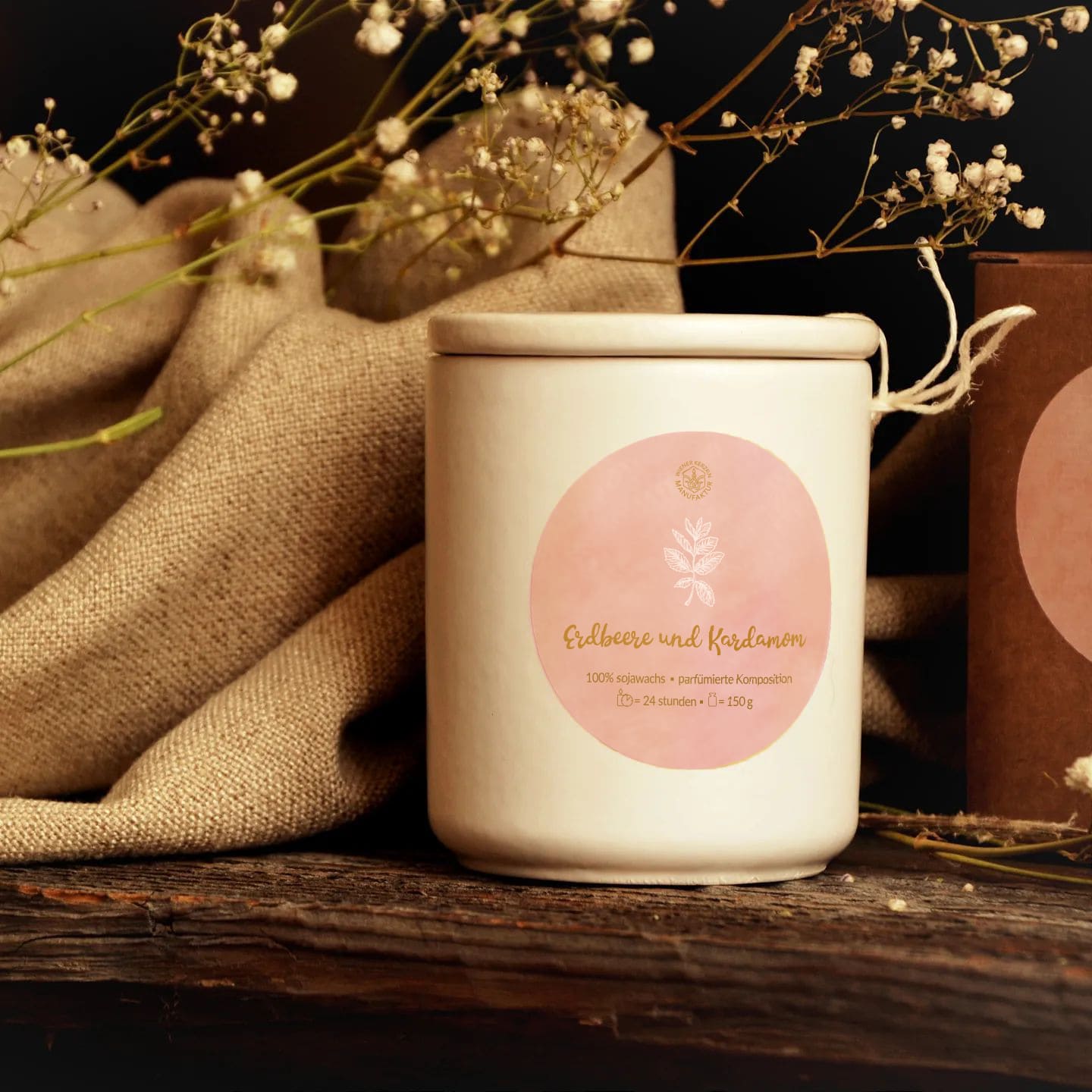 Soy-wax candle with “Strawberry & Cardamom” aroma