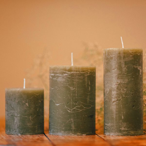 Cylinder candle "green moss"