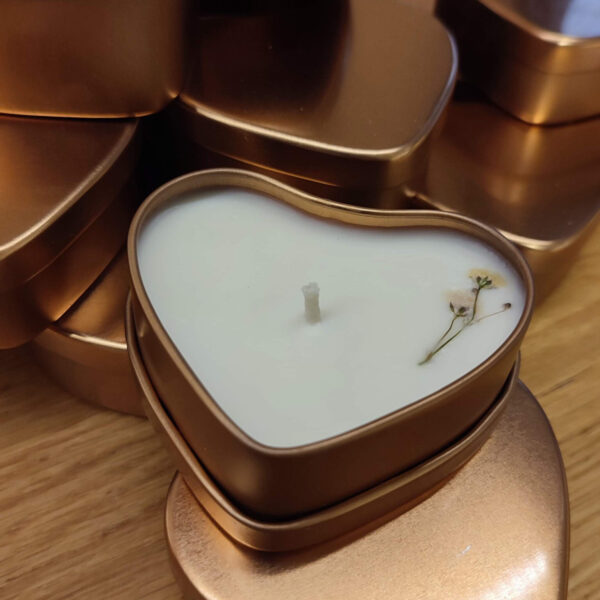 Herzkerzen. Valentinstagsgeschenke